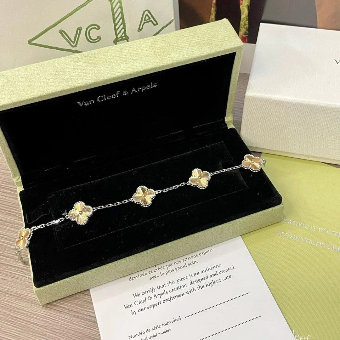 [Select] CLOVER 5 MOTIF LASER BRACELET COLLECTION