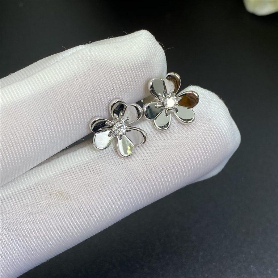 [Select]FRIVOLE MINI SILVER FLOWER EARRINGS