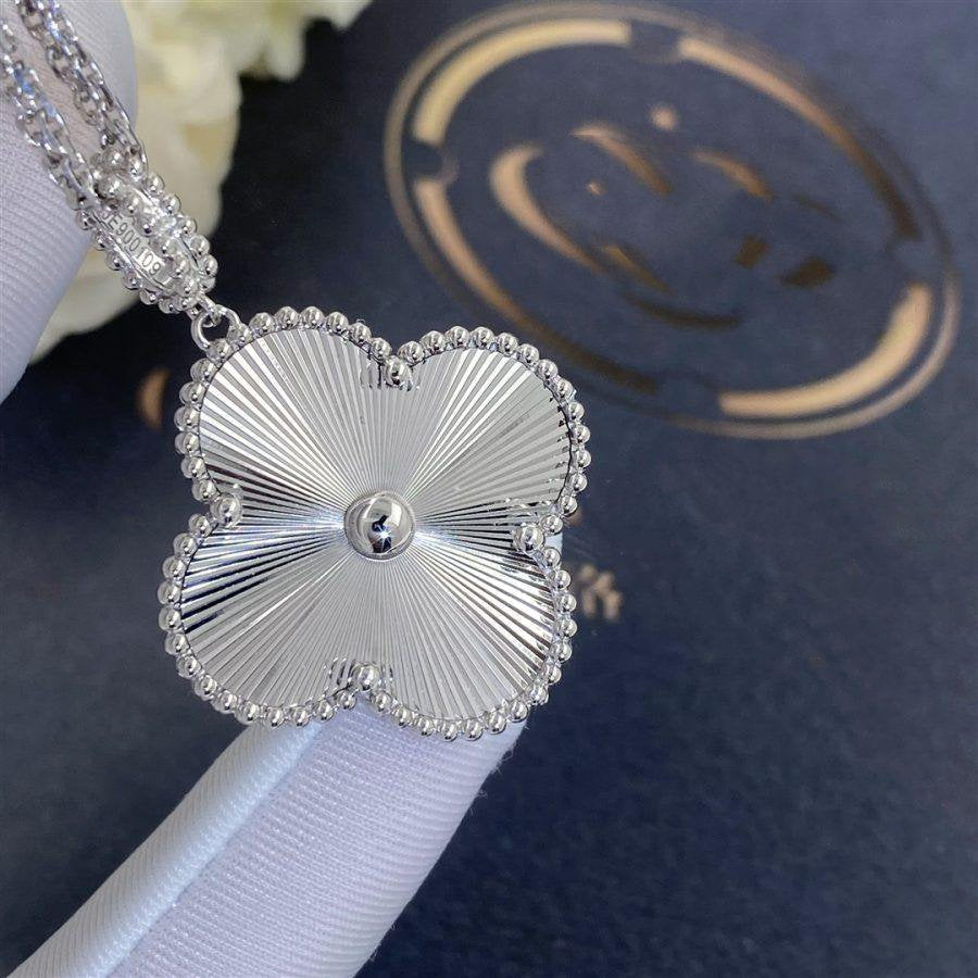 [Select]CLOVER 25MM SILVER BIG CLOVER NECKLACE