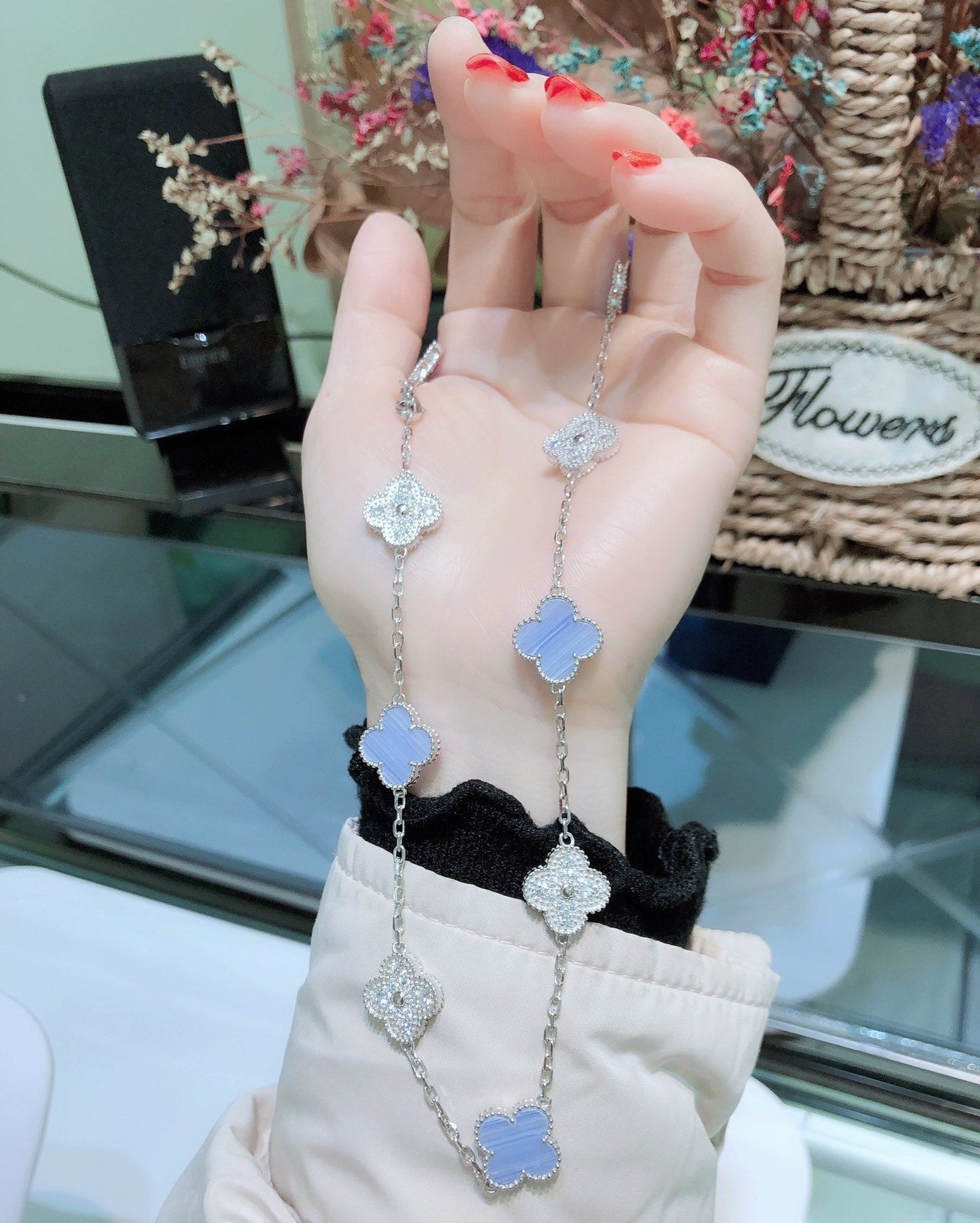 [Select]CLOVER 10 MOTIFS CHALCEDONY DIAMONDS SILVER NECKLACE