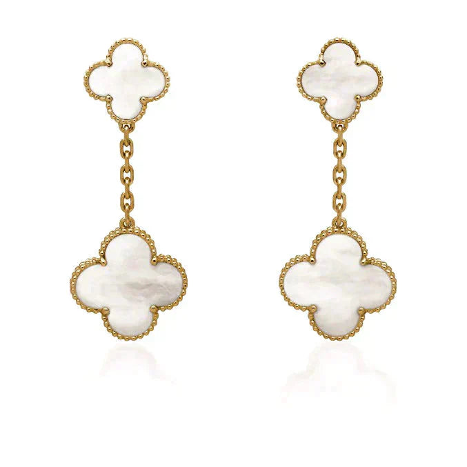 [Select]CLOVER 2 MOTIF WHITE MOP EARRINGS