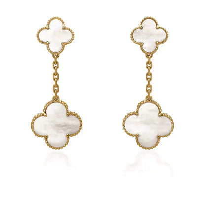 [Select]CLOVER 2 MOTIF WHITE MOP EARRINGS